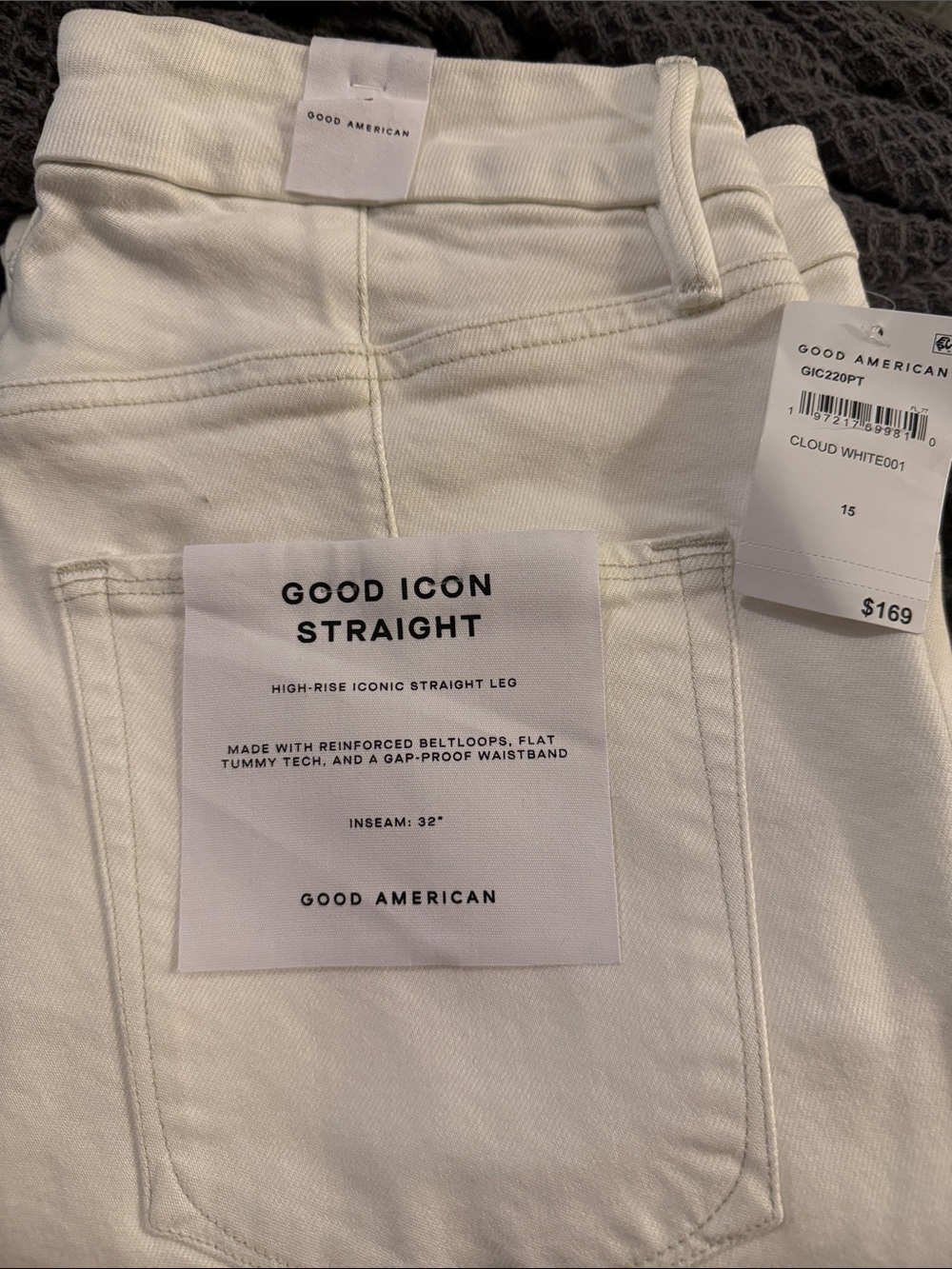 Good American -Good Icon Straight High-Rise Jeans in Cloud White